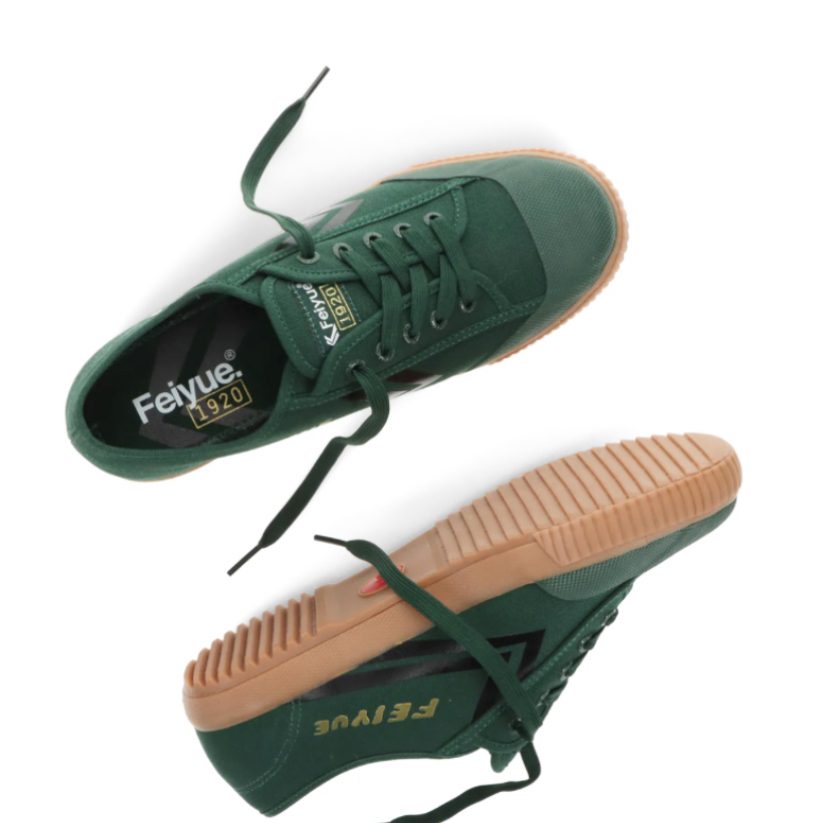 נעלי פיי יו איי Feiyue Grounded shoes FU100242 צבע בורדו פס שחור סוליה צבע דבש נעלי פיי יו איי Feiyue Grounded shoes FU100242 צבע בורדו פס שחור סוליה צבע דבש